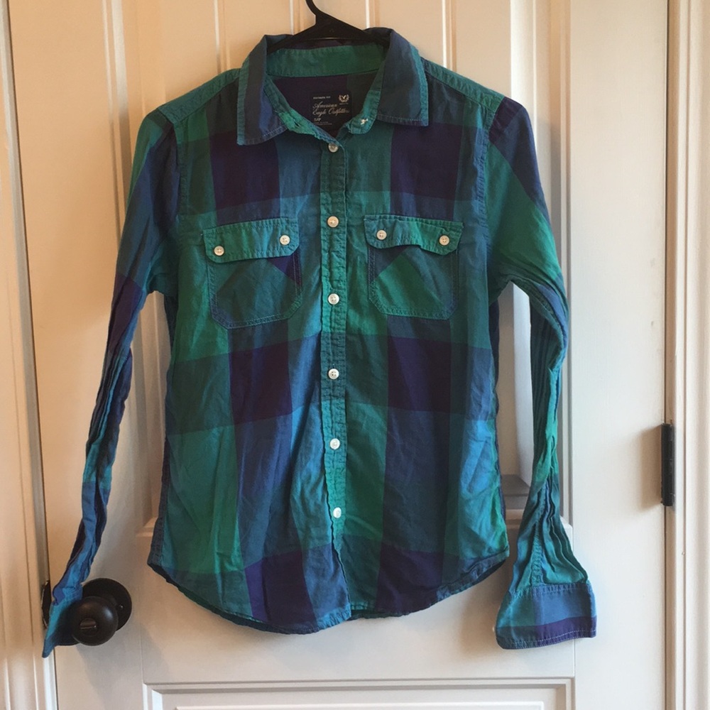 American Eagle button up